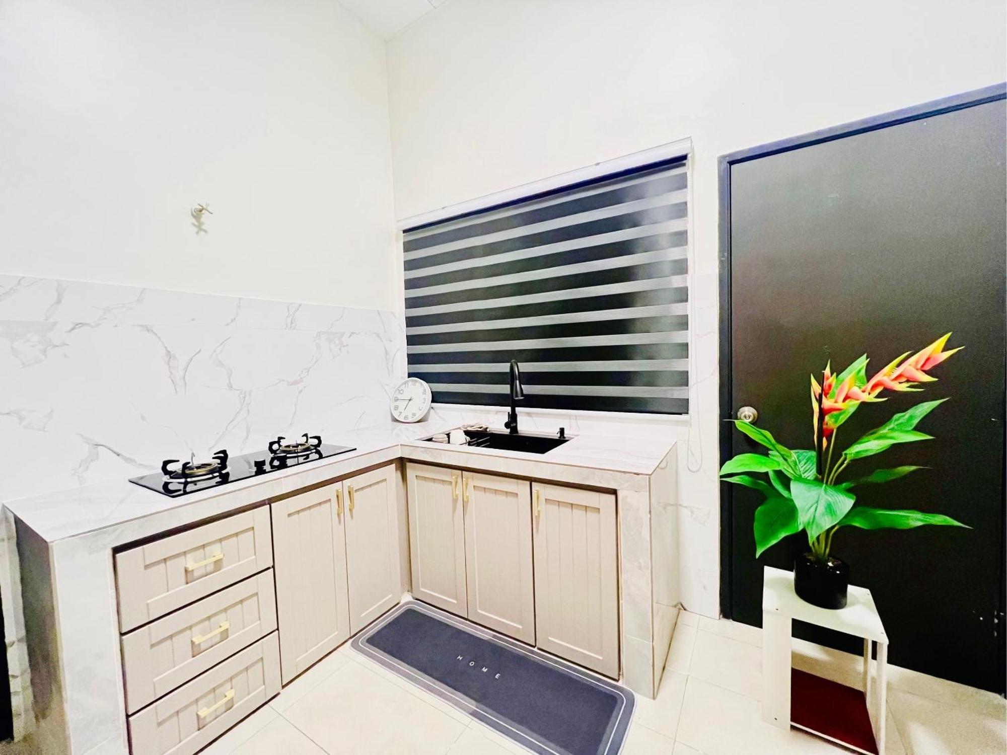 Quayside Cove Homestay - Corner House, Shah Alam Rimbayu Netflix Syok Tv Bbq Luaran gambar